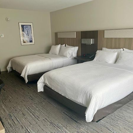 Holiday Inn Express & Suites Muskegon - Grand Haven By Ihg Экстерьер фото