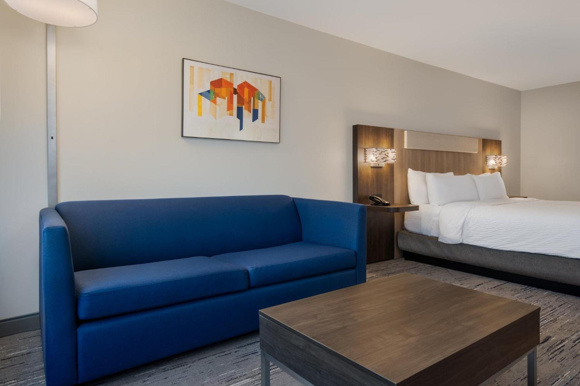 Holiday Inn Express & Suites Muskegon - Grand Haven By Ihg Экстерьер фото